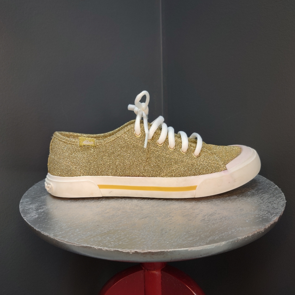 Rocket Dog sneakers shoes canvas gold 6.5